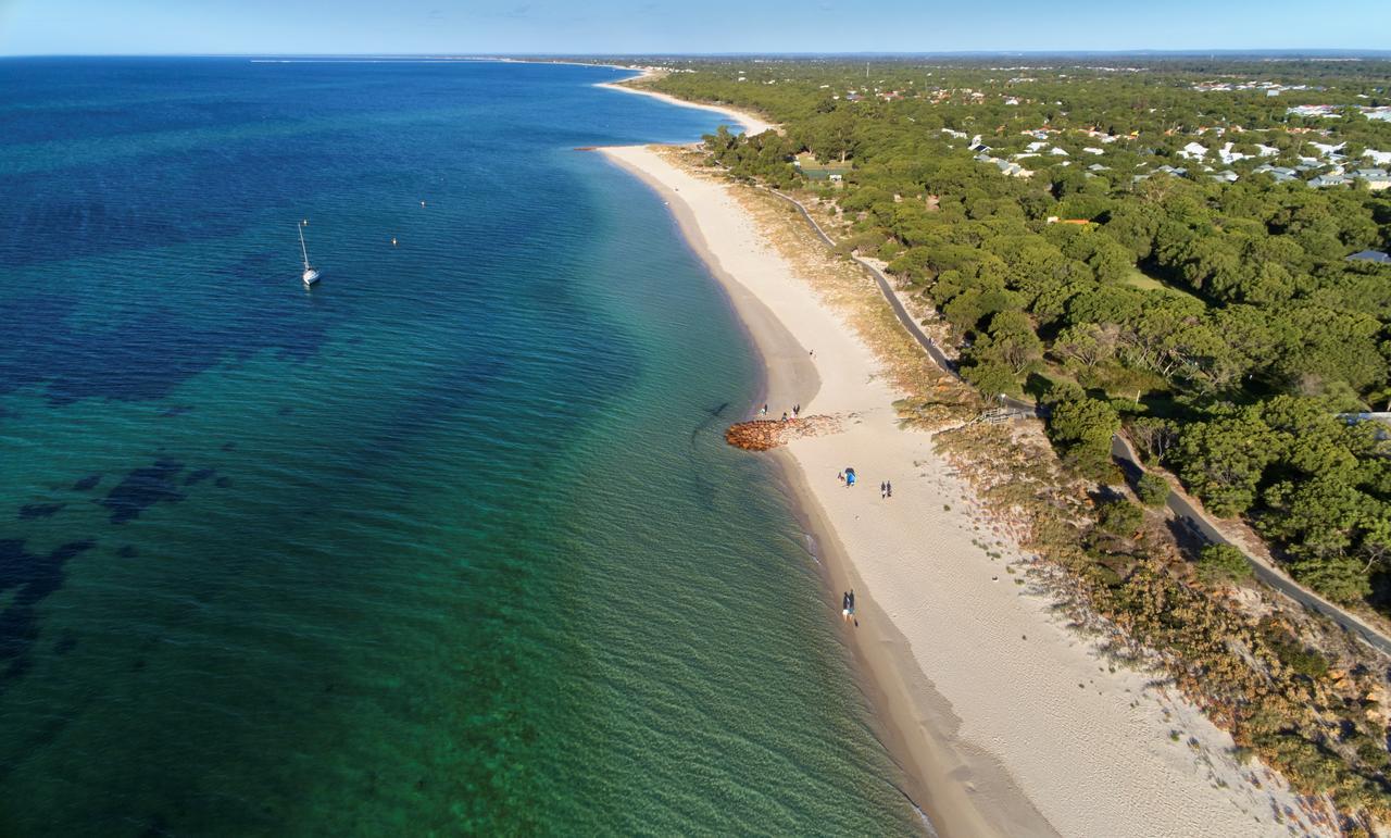 Abbey Beach Resort Busselton Exterior photo