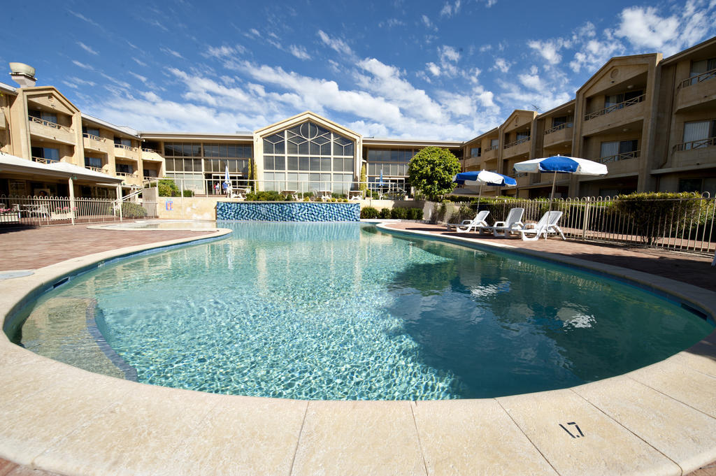 Abbey Beach Resort Busselton Exterior photo